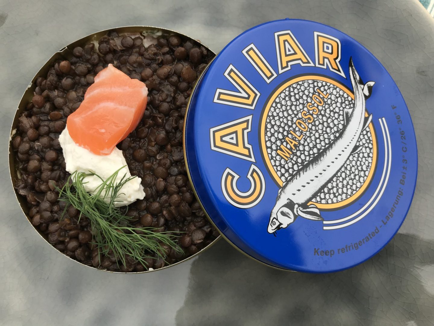 Italienischer Kaviar Vorspeise Lachs Linsen