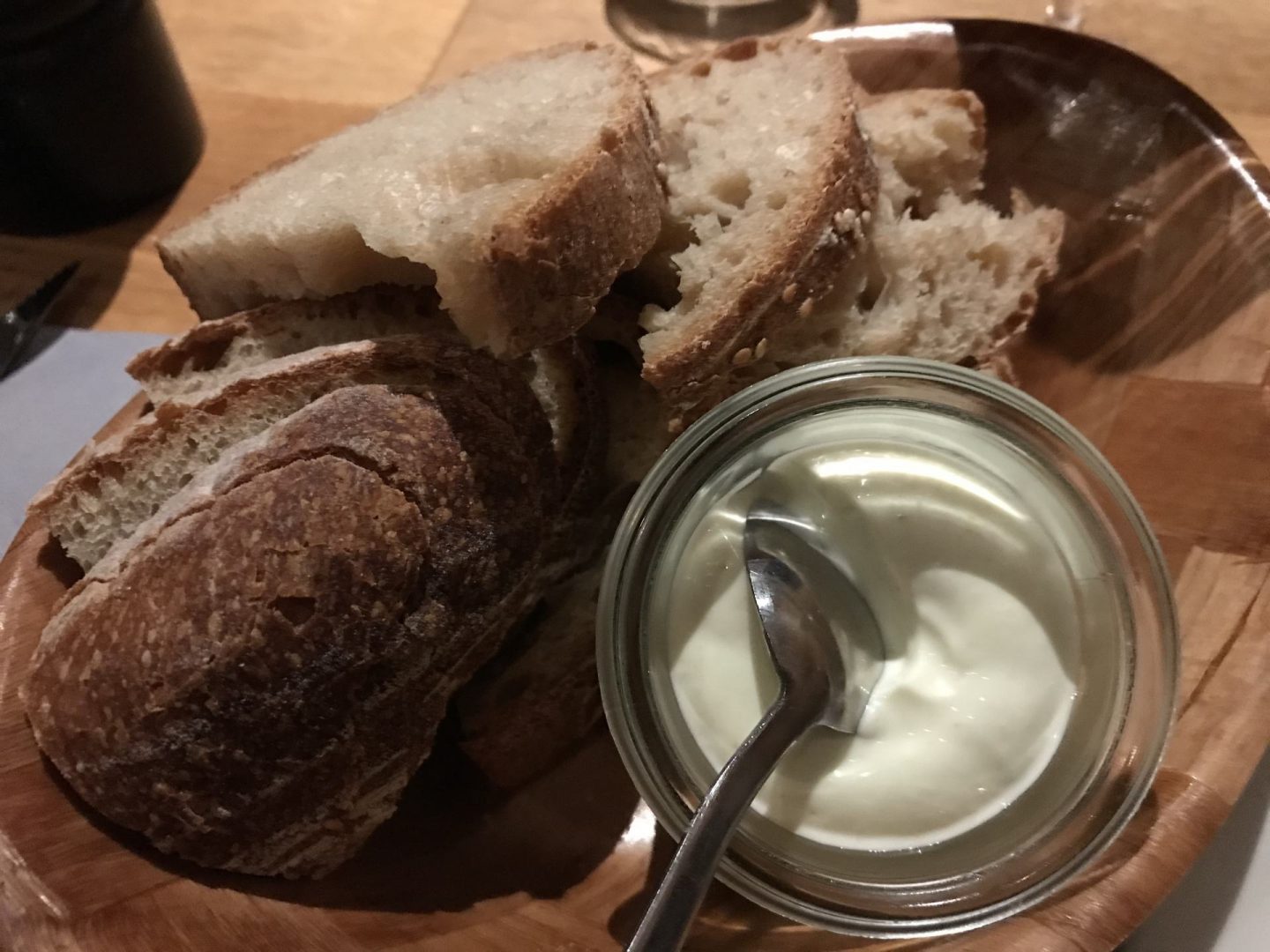Erfahrung Bewertung Kritik Trattoria Momo Bochum Brot und Dip Foodblog Sternestulle