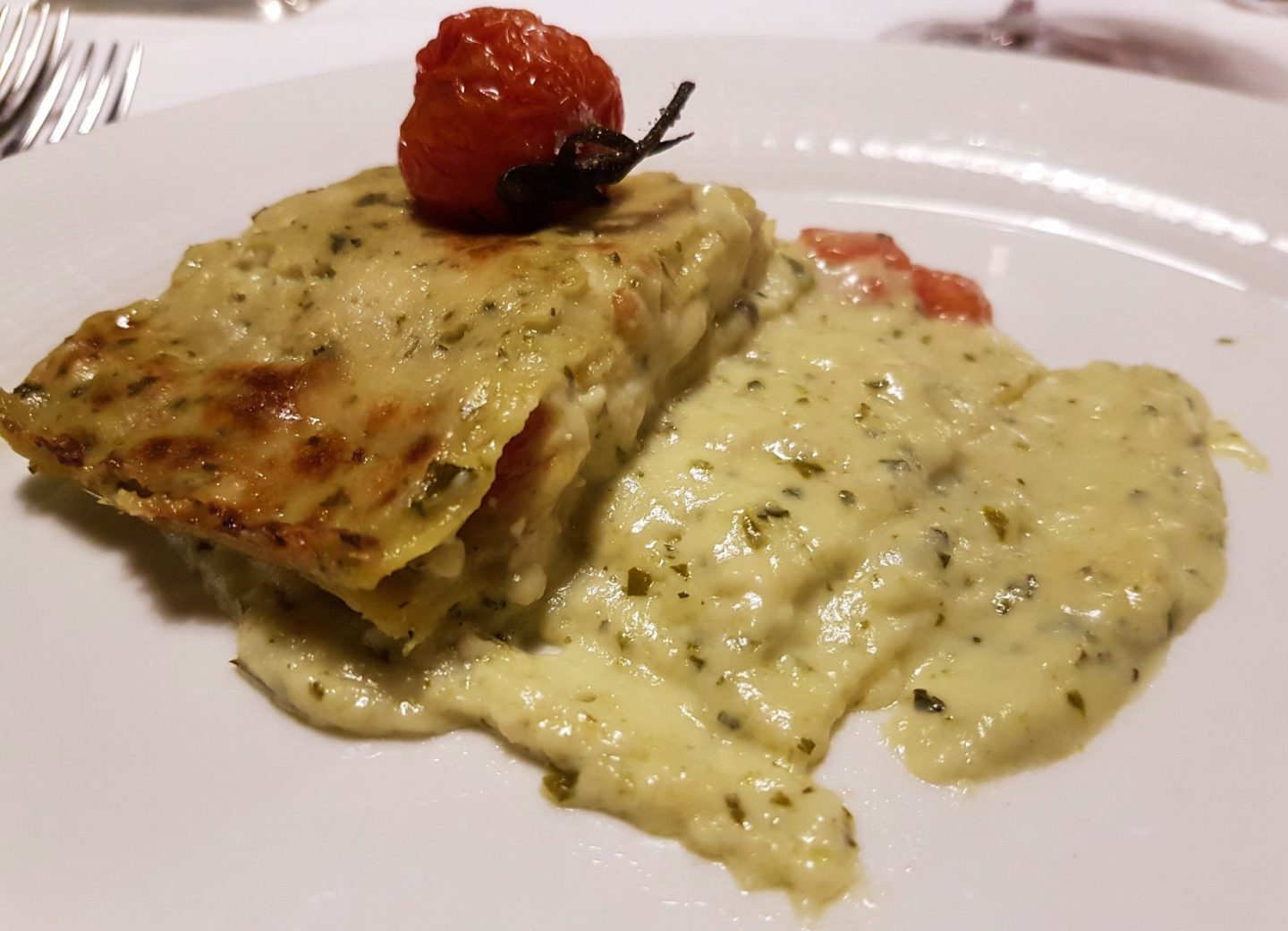 Erfahrung Bewertung Kritik Hotel Kristiania Wolkenstein Lasagne Pesto Tomate Foodblog Sternestulle