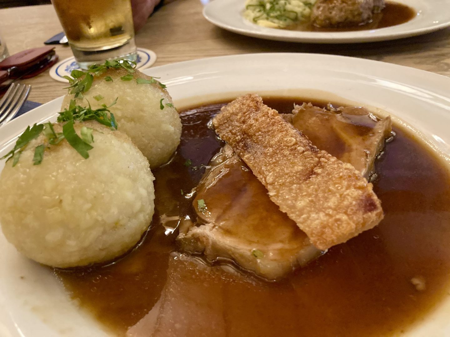 Erfahrung Bewertung Kritik Gasthaus zur Schranne Garmisch-Partenkirchen Schweinebraten mit Kloß Foodblog Sternestulle