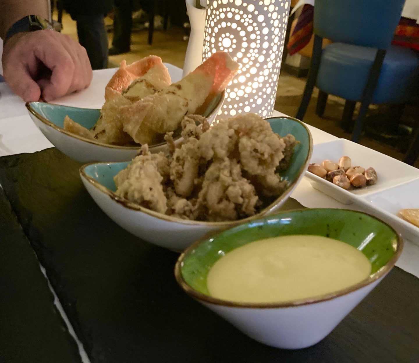 Erfahrung Bewertung Kritik Serrano Berlin Peruanische Tapas frittierte Calamari Foodblog Sternestulle