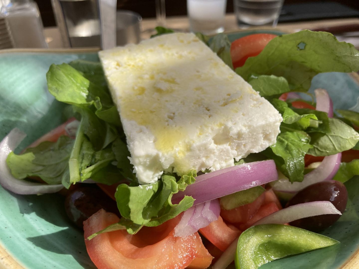 Erfahrung Bewertung Kritik Restaurant Meltemi Rhodos Stadt griechischer Salat Foodblog Sternestulle