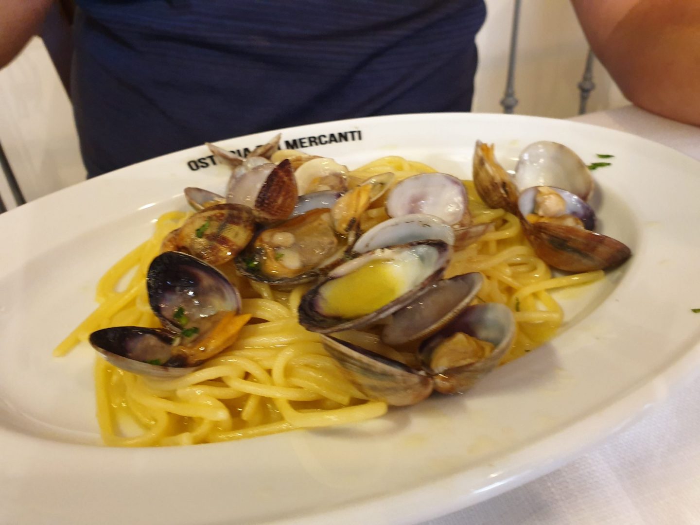 Erfahrung Bewertung Kritik Osteria dei Mercanti Salerno Spaghetti Vongole Foodblog Sternestulle