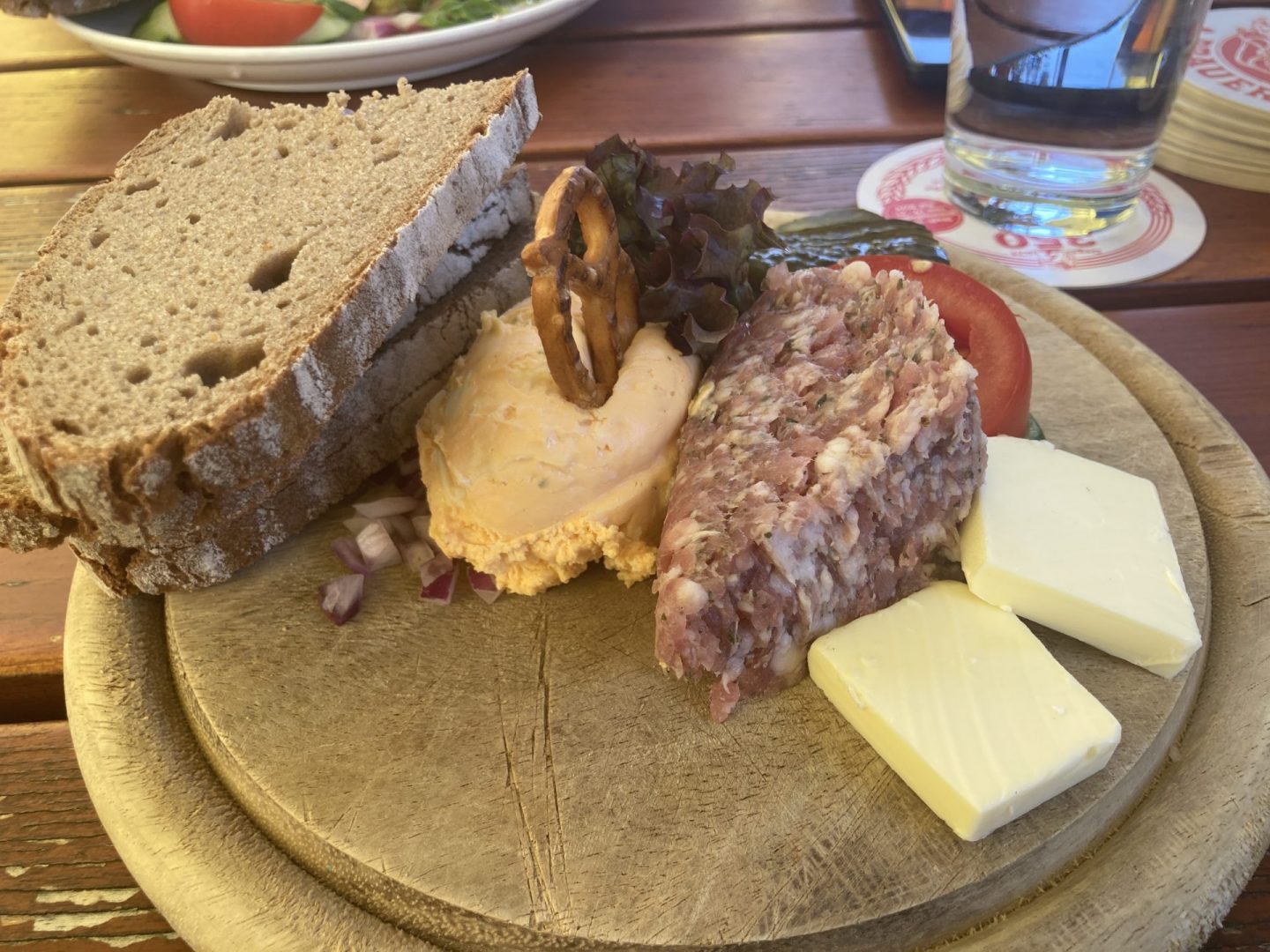 Erfahrung Bewertung Kritik Zirndorfer Bräuschank Obatzter Bratwurstgehäck Foodblog Sternestulle