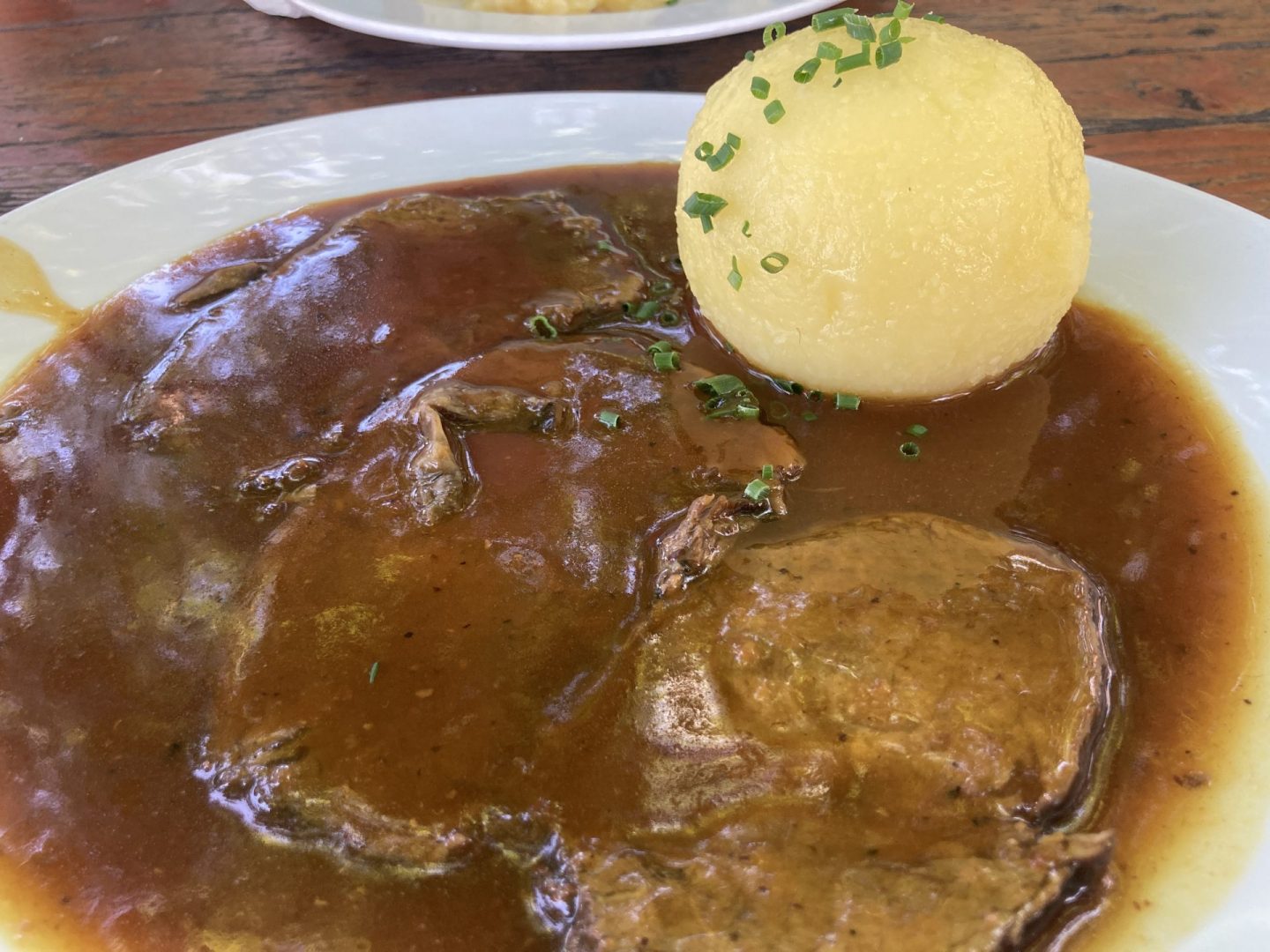 Erfahrung Bewertung Kritik Adlitzer Biergarten Marloffstein Sauerbraten mit Kloß Foodblog Sternestulle