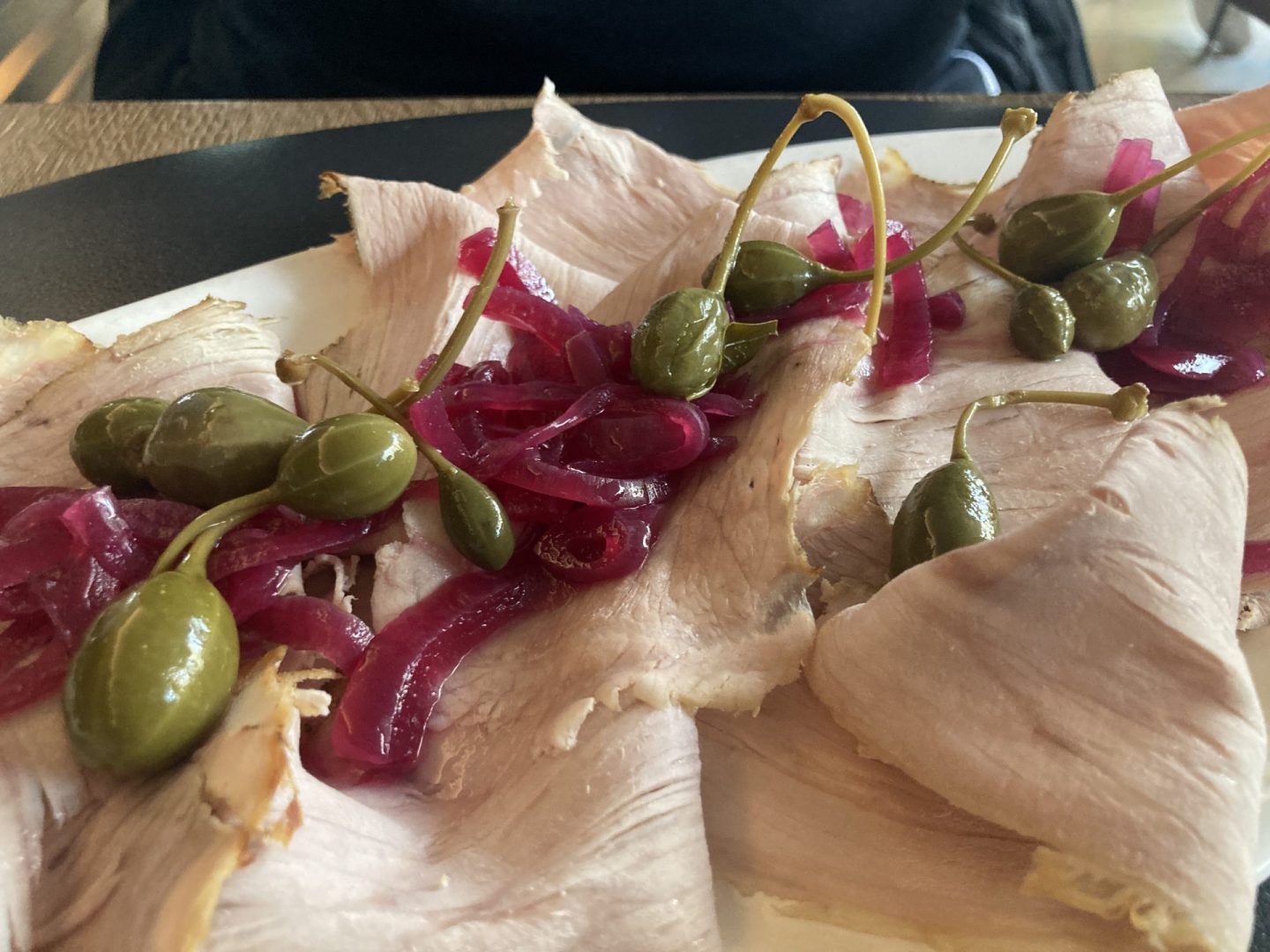 Erfahrung Bewertung Kritik Restaurant K.BERNARDI Bruneck Vitello Tonnato Foodblog Sternestulle