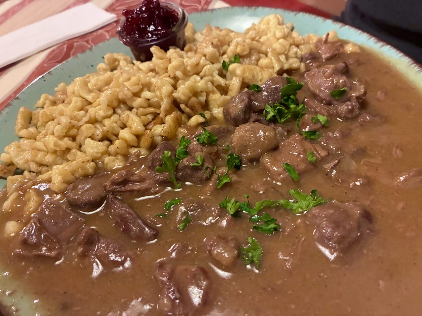 Erfahrung Bewertung Kritik Schneiderwirt Hirnstetten Hirschragout Spätzle Foodblog Sternestulle