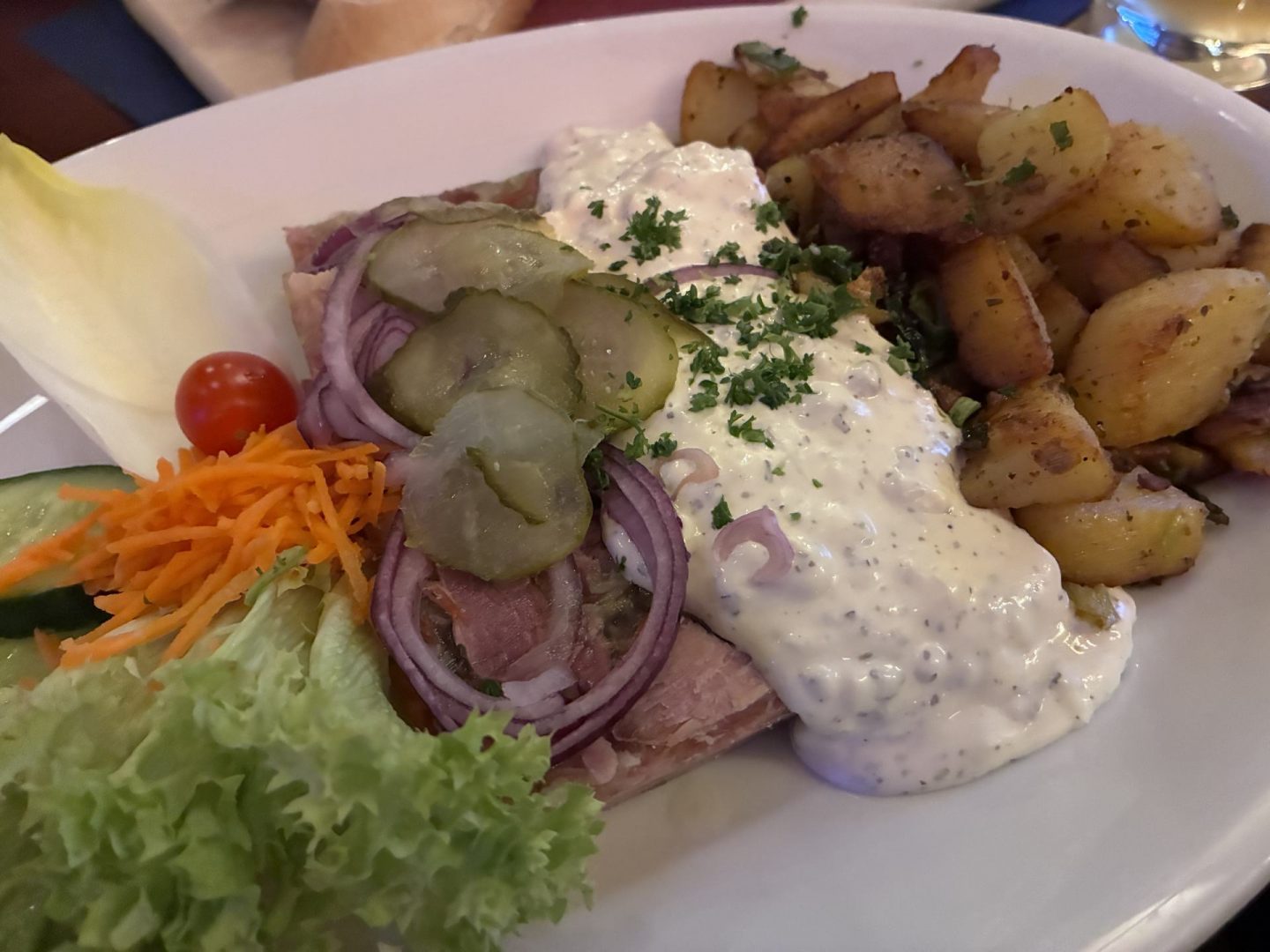 Erfahrung Bewertung Kritik Bayerischer Bahnhof Leipzig Sülze Bratkartoffeln Foodblog Sternestulle