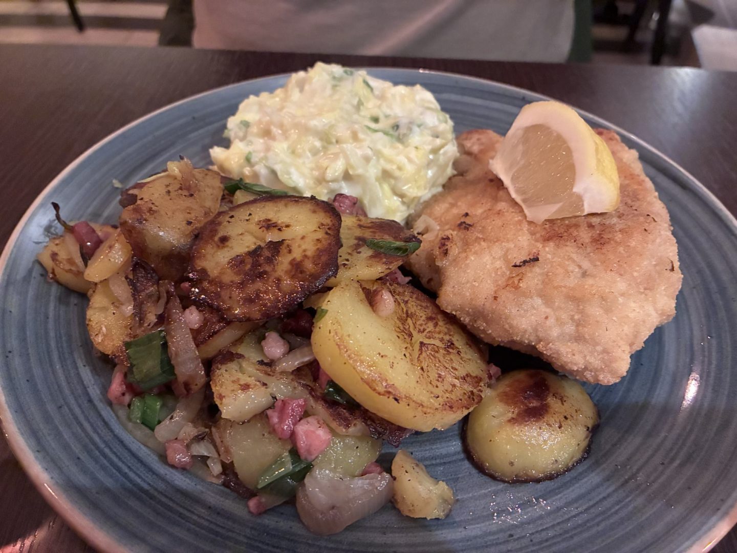 Erfahrung Bewertung Kritik Emma´s Bochum Spanitzel Wirsing Bratkartoffeln Foodblog Sternestulle