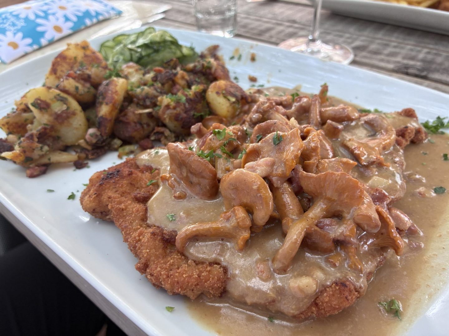 Erfahrung Bewertung Kritik Zum Sauren Dortmund Schnitzel mit Pfifferlingen Foodblog Sternestulle