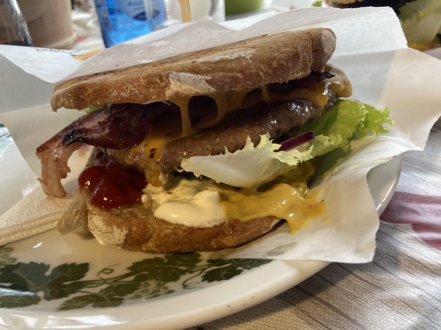 Kultiger Stopp: Imbiss Luis am Brenner